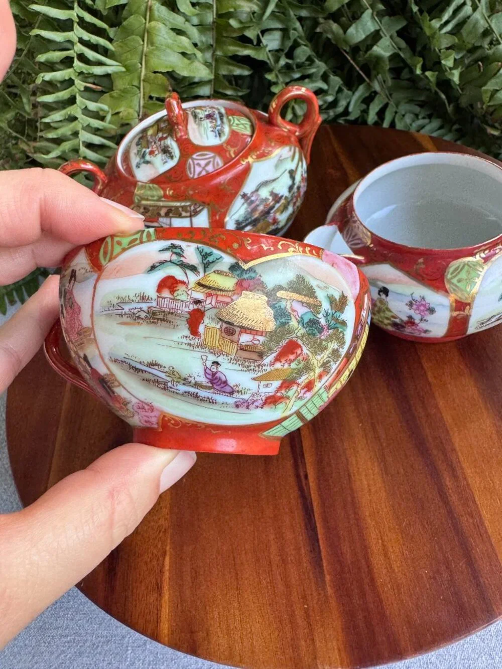 Antique Kutani Ware Geisha Cup, Japan